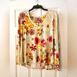 NWT "Johnny Was" Hera Long Sleeve V-Neck Swing Tee "L" (Firm Price)